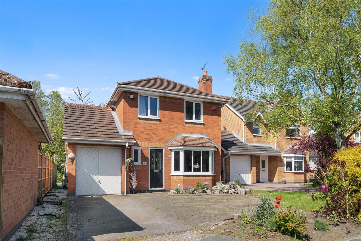 Sprig Close, Aintree