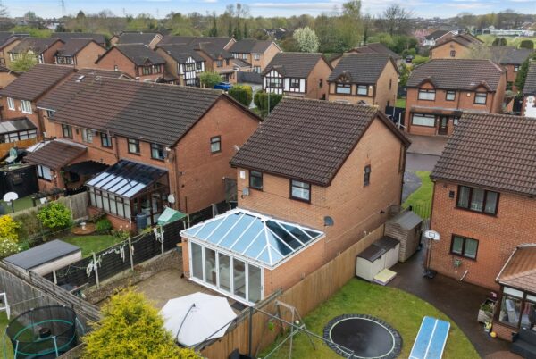 Fernbank Drive, Netherton