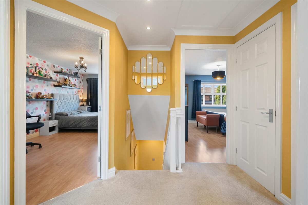 Eremon Close, Aintree