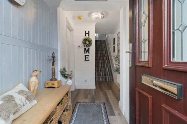 Fernbank Drive, Netherton