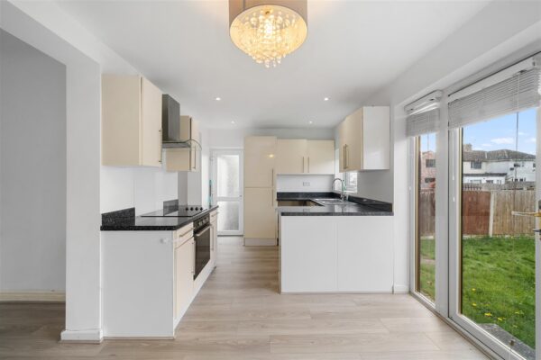 Moorhey Road, Maghull