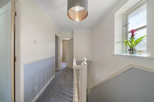 Sprig Close, Aintree