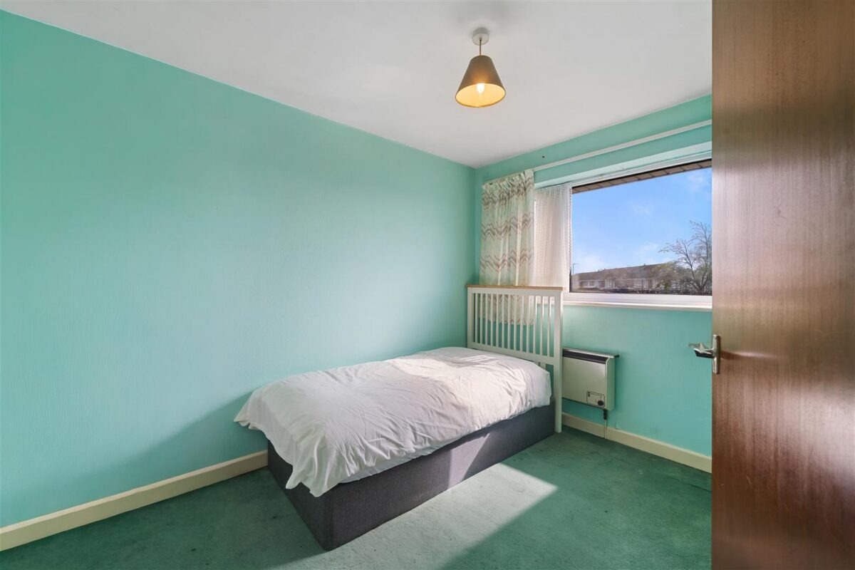 Alicia Walk, Fazakerley