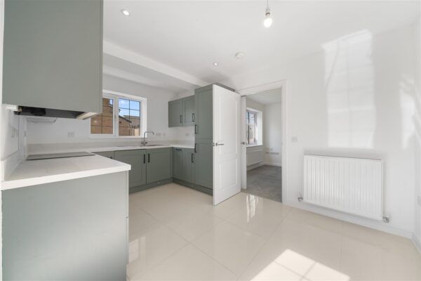 Martingale Close, Aintree Village