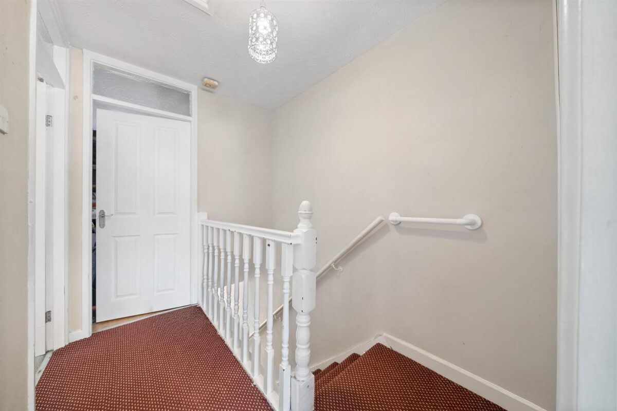 Alicia Walk, Fazakerley