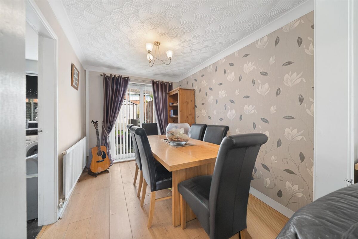 Alicia Walk, Fazakerley
