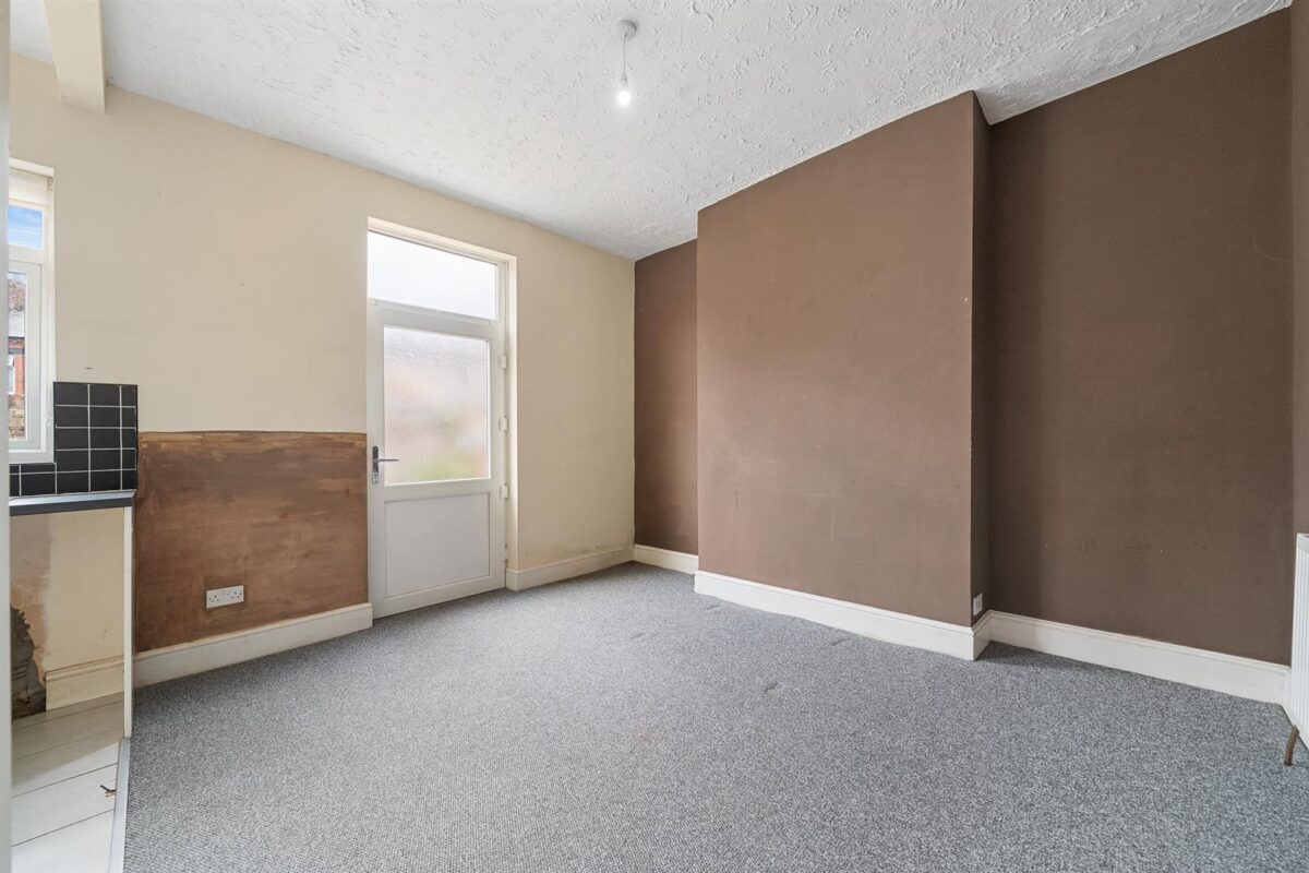 Allendale Avenue, Aintree