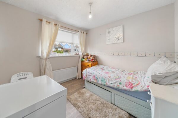 Alicia Walk, Fazakerley