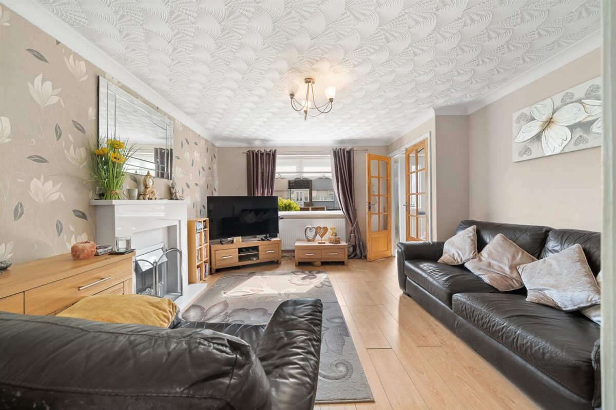 Alicia Walk, Fazakerley