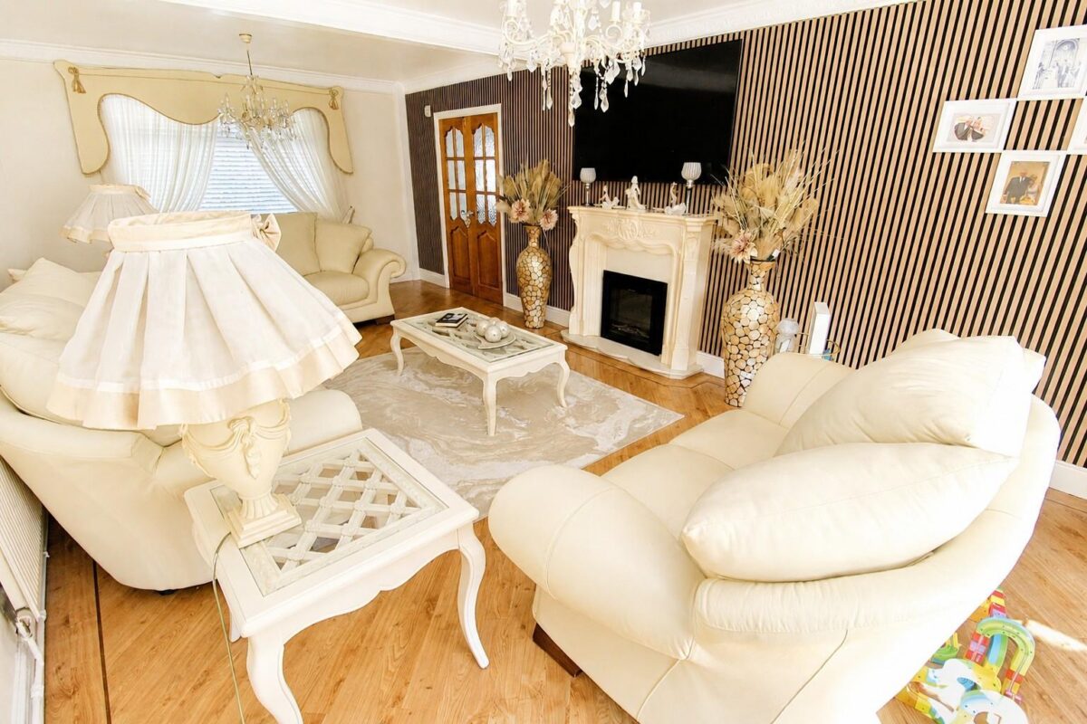 Queens Drive, Walton