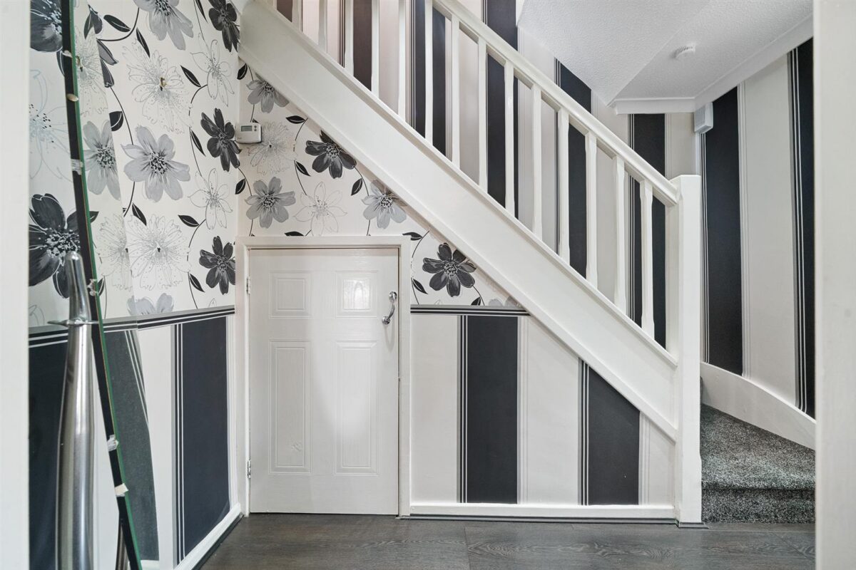 Richmond Crescent, Netherton