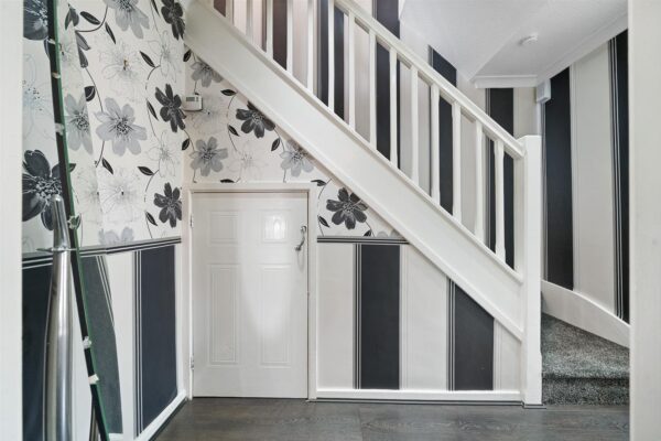 Richmond Crescent, Netherton