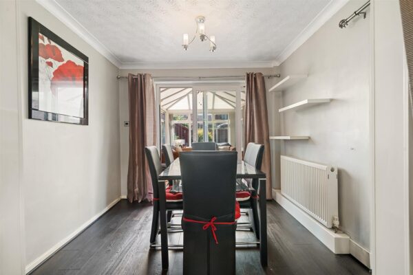 Richmond Crescent, Netherton