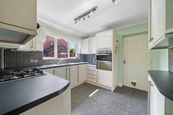Richmond Crescent, Netherton