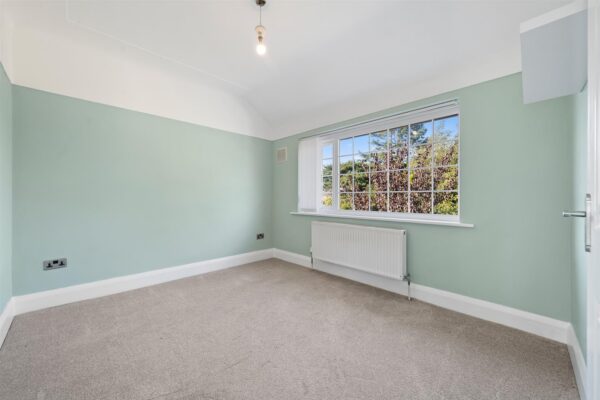 Radley Drive, Aintree Village