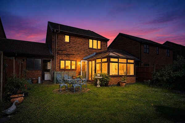 Richmond Crescent, Netherton
