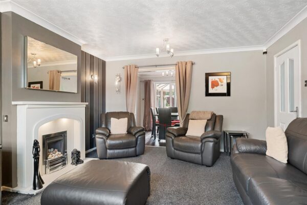 Richmond Crescent, Netherton