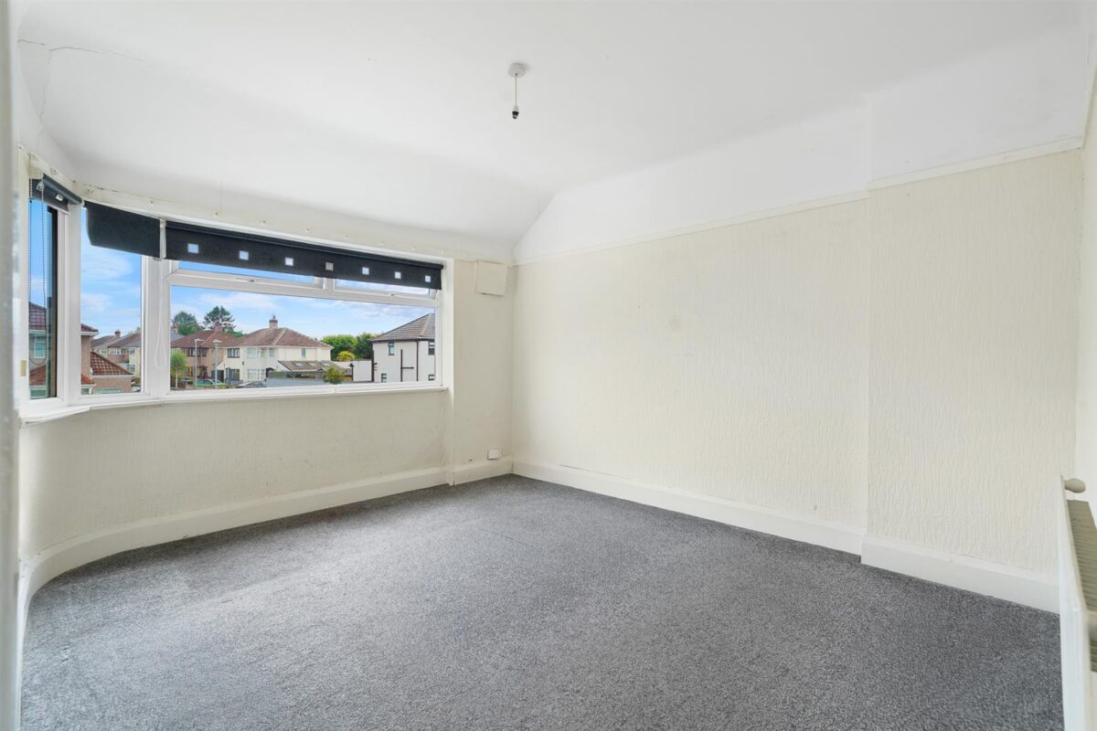 Sedbergh Avenue, Aintree Village