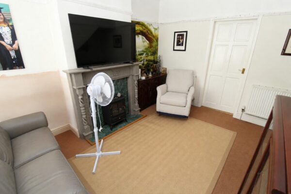 Albany Road, Aintree