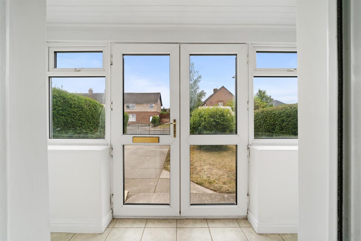 Oriel Drive, Aintree Village