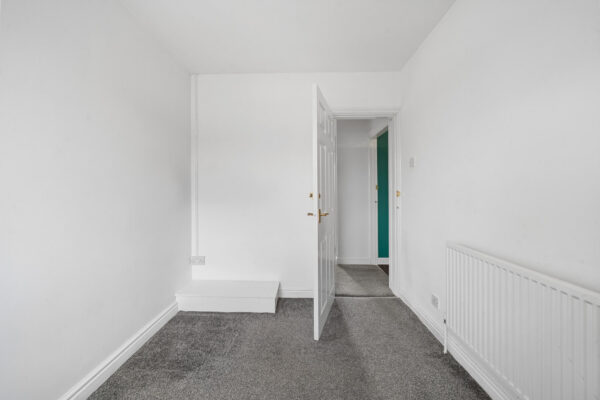 Landford Avenue, Fazakerley