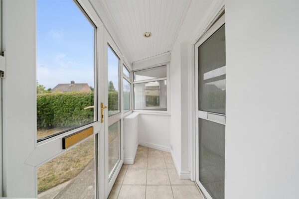 Oriel Drive, Aintree Village