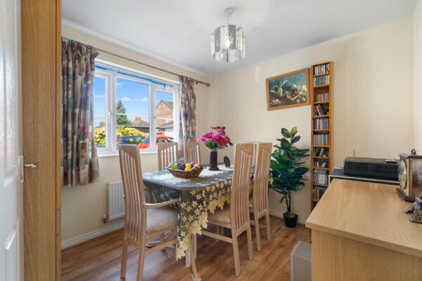 Papillon Drive, Fazakerley