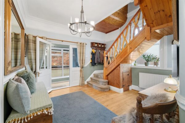 Heswall Road, Aintree