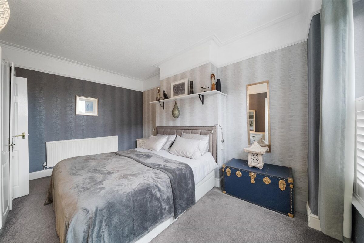 Heswall Road, Aintree