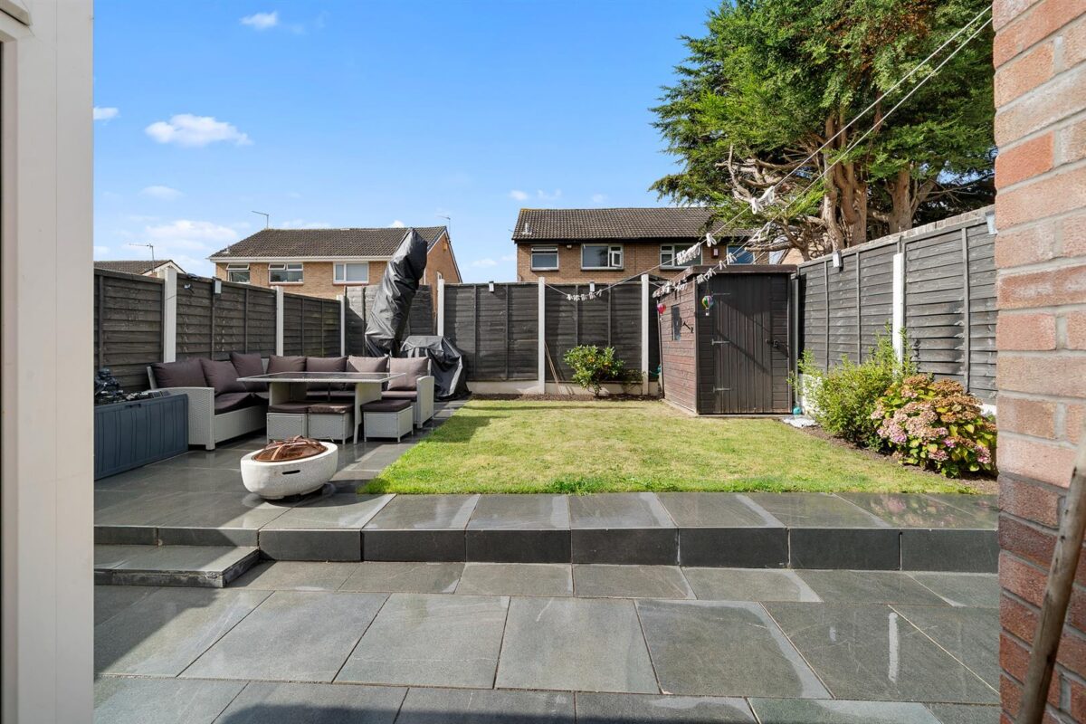 Brierley Close, Netherton