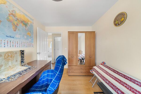Papillon Drive, Fazakerley