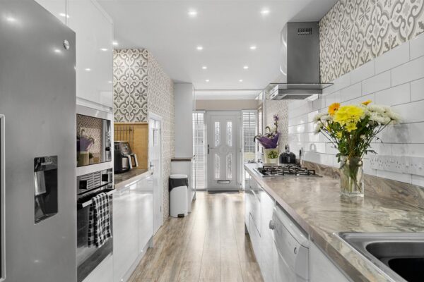 Canterbury Way, Netherton