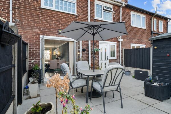 Canterbury Way, Netherton