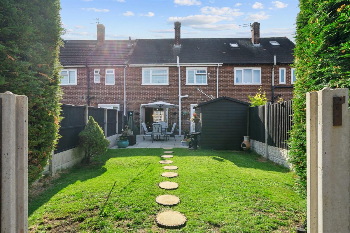 Canterbury Way, Netherton