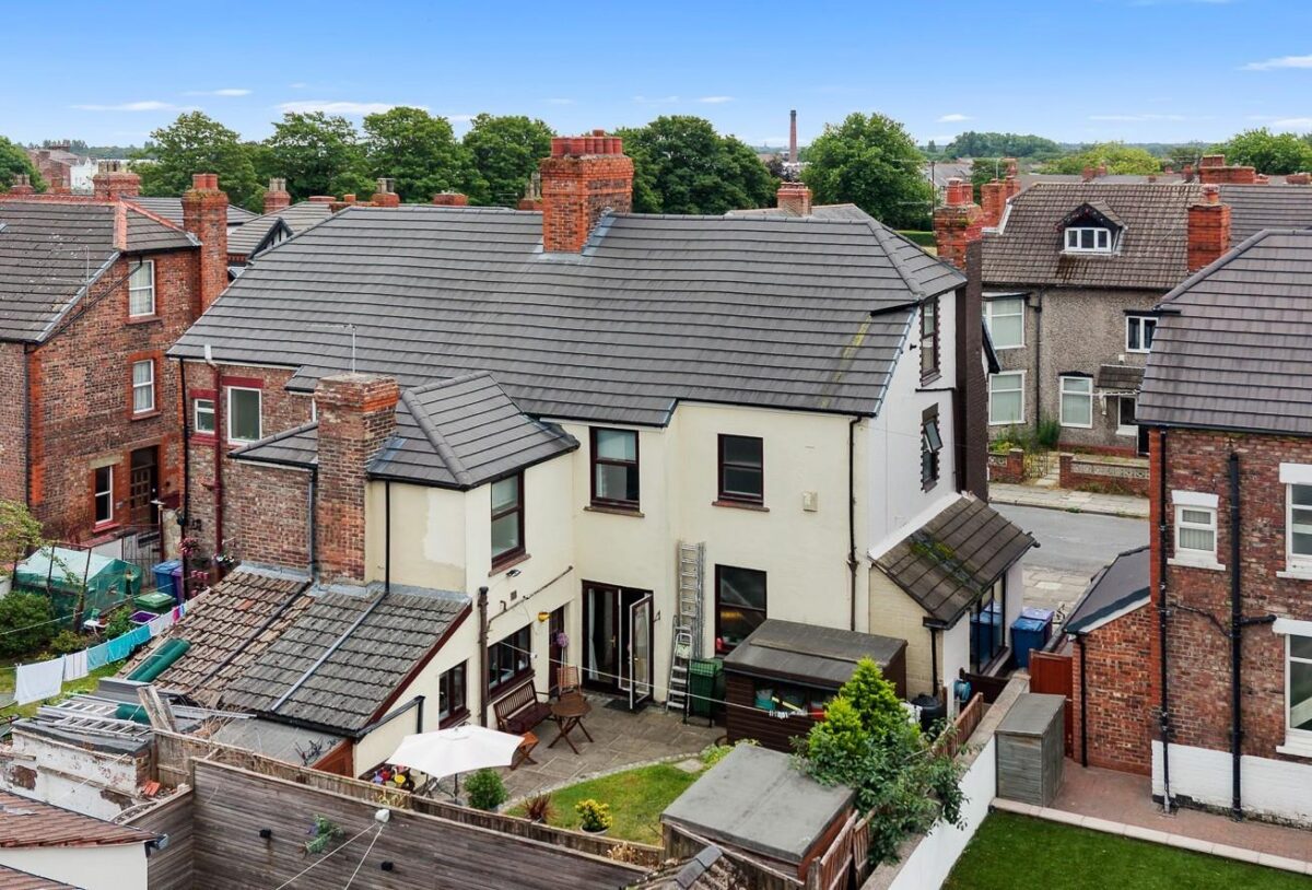 Heswall Road, Aintree