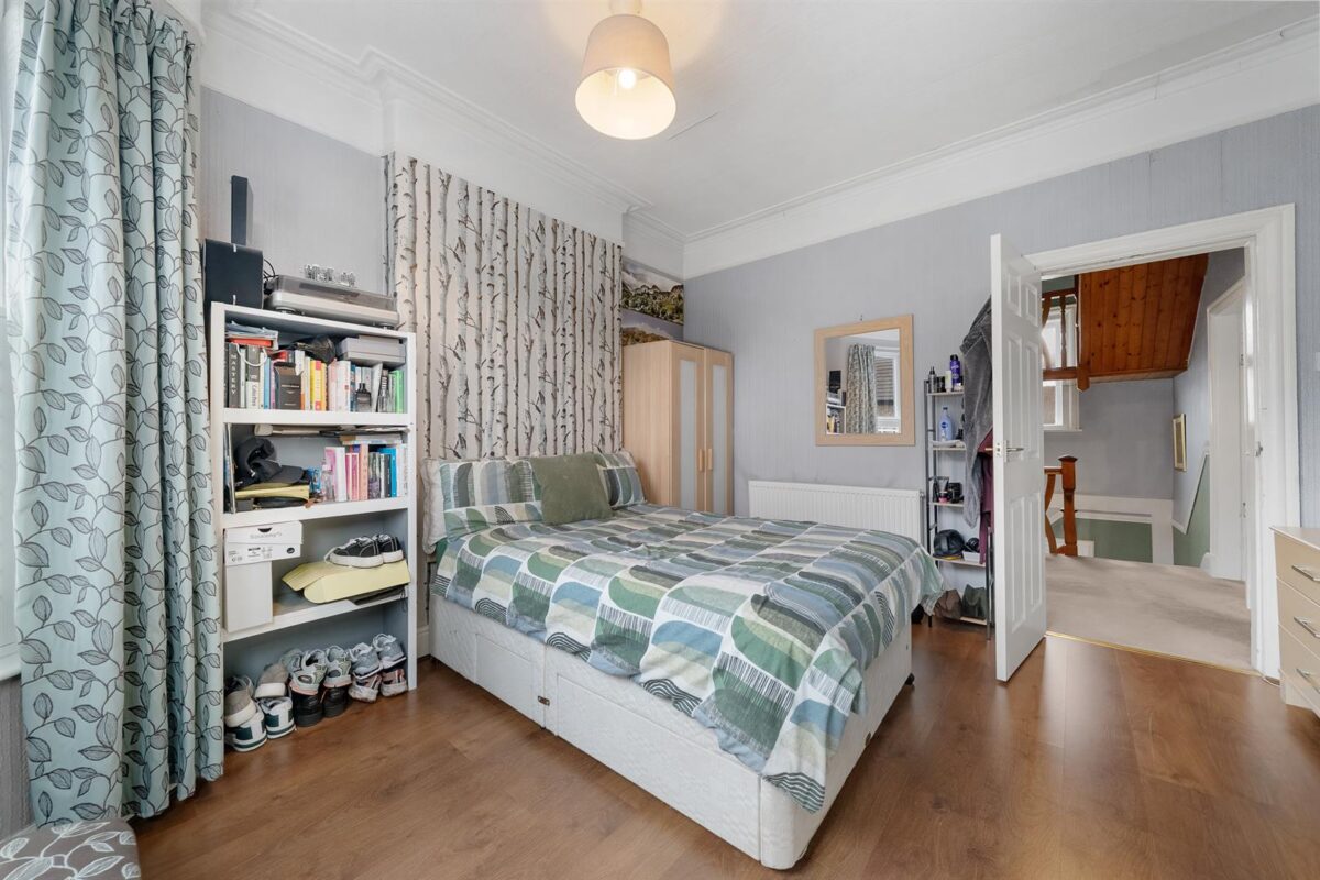 Heswall Road, Aintree
