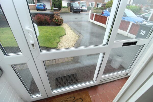 Rugby Drive, Aintree Village