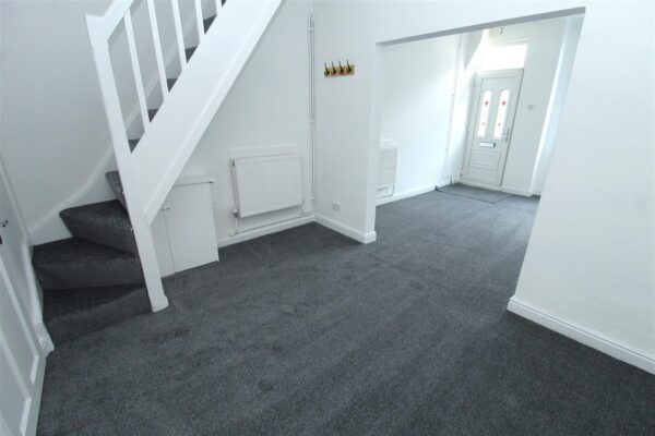Kingswood Avenue, Aintree