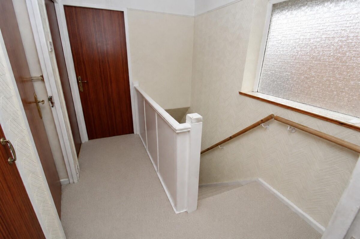 Rugby Drive, Aintree Village