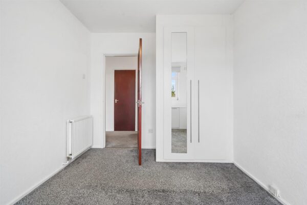 Green Park, Netherton
