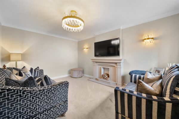 Ledsons Grove, Melling